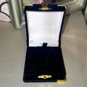 Jewelry Pendant Box